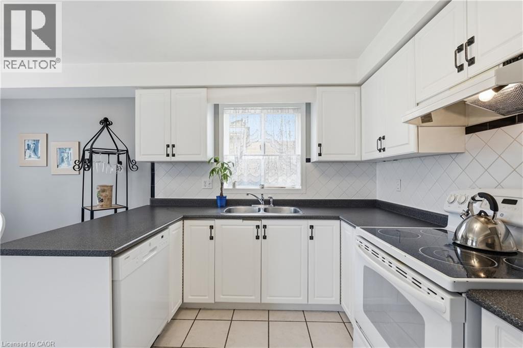 2951 ADDISON Street, Burlington, Ontario, L7M4K5 — Photo 9