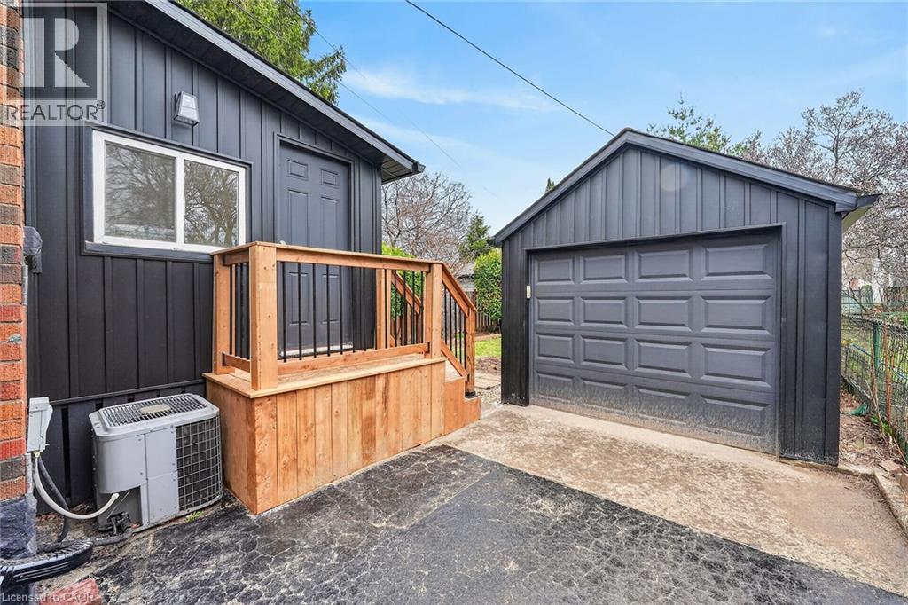 101 HOUGHTON Avenue S, Hamilton, Ontario, L8K2M9 — Photo 37