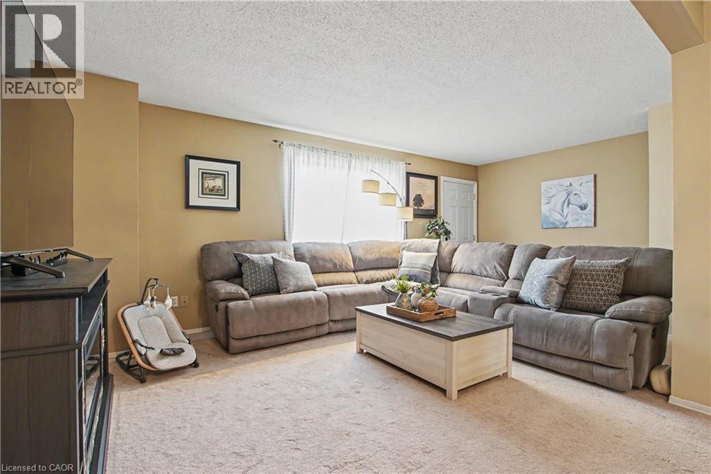 265 WILLIAMSBURG Road Unit# 16, Kitchener, Ontario, N2E3H1 — Photo 10