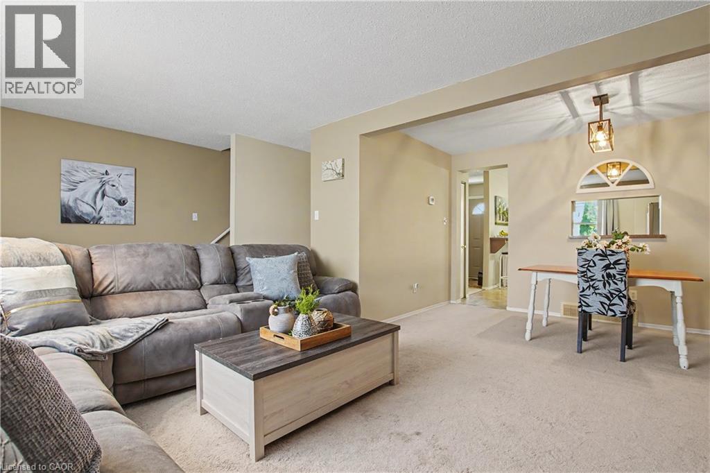 265 WILLIAMSBURG Road Unit# 16, Kitchener, Ontario, N2E3H1 — Photo 11