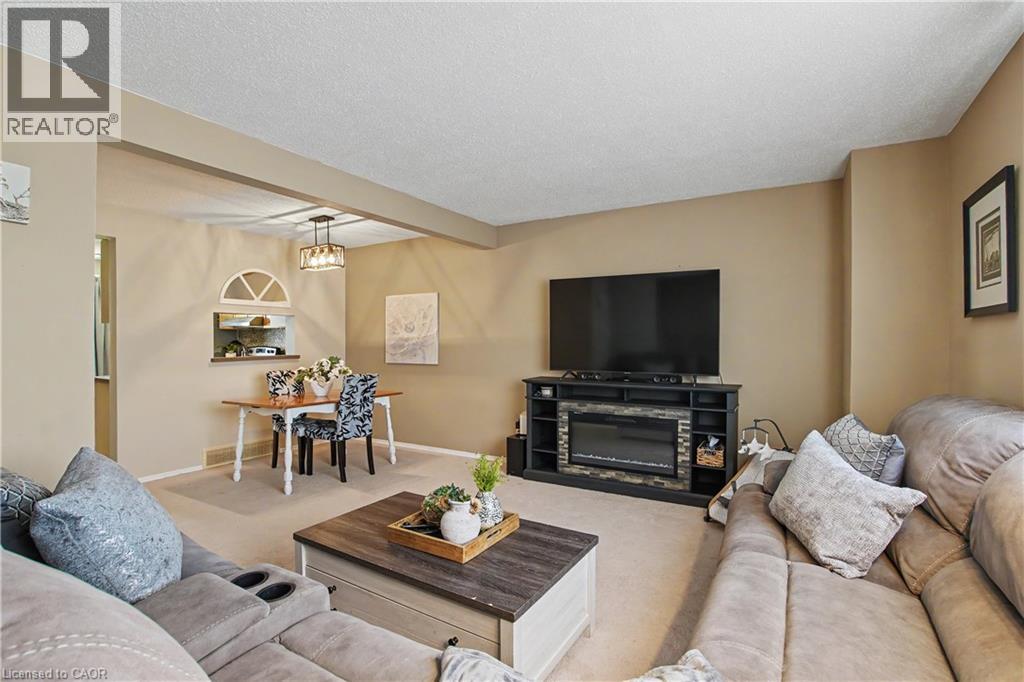 265 WILLIAMSBURG Road Unit# 16, Kitchener, Ontario, N2E3H1 — Photo 13