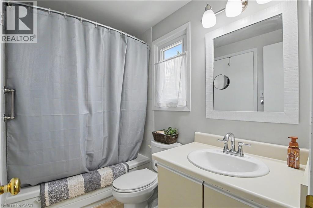 265 WILLIAMSBURG Road Unit# 16, Kitchener, Ontario, N2E3H1 — Photo 17