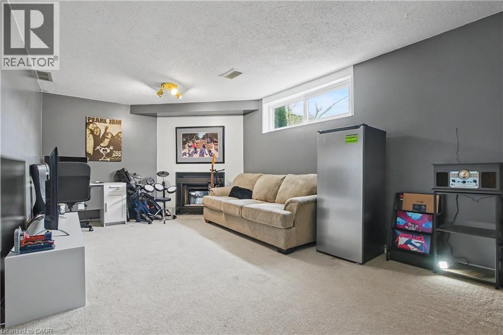 265 WILLIAMSBURG Road Unit# 16, Kitchener, Ontario, N2E3H1 — Photo 25