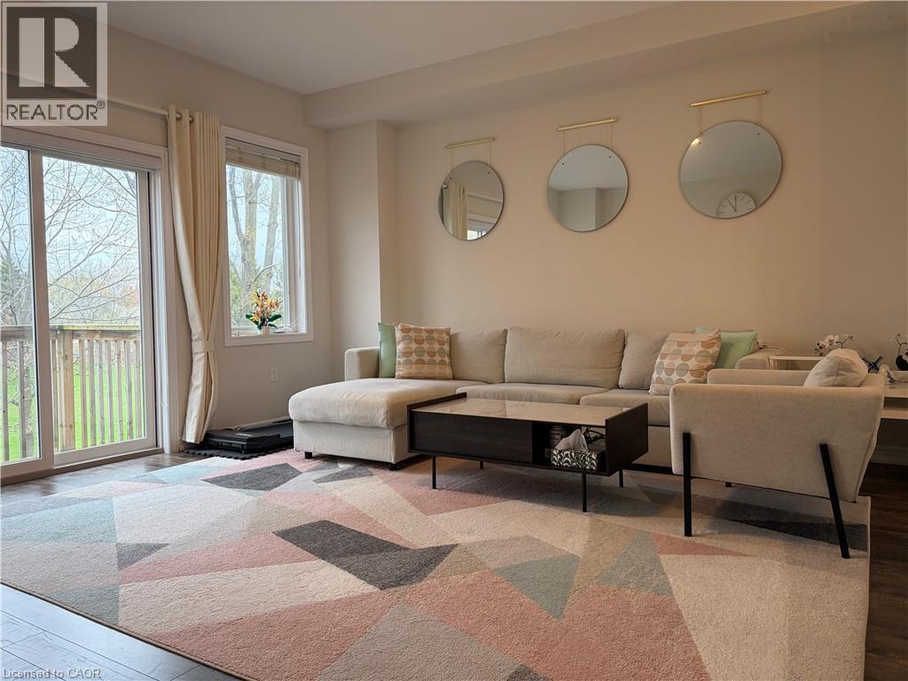 122 DUNDAS Street E Unit# 18, Waterdown, Ontario, L9H7K6 — Photo 2