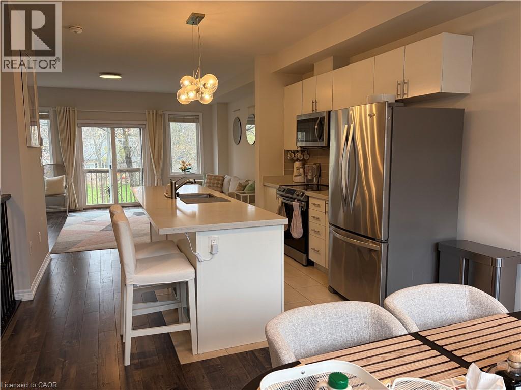 122 DUNDAS Street E Unit# 18, Waterdown, Ontario, L9H7K6 — Photo 5