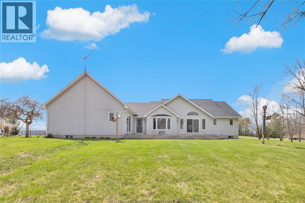 1201 GESTO Sideroad, Essex, Ontario, N8M2X6 — Photo 34