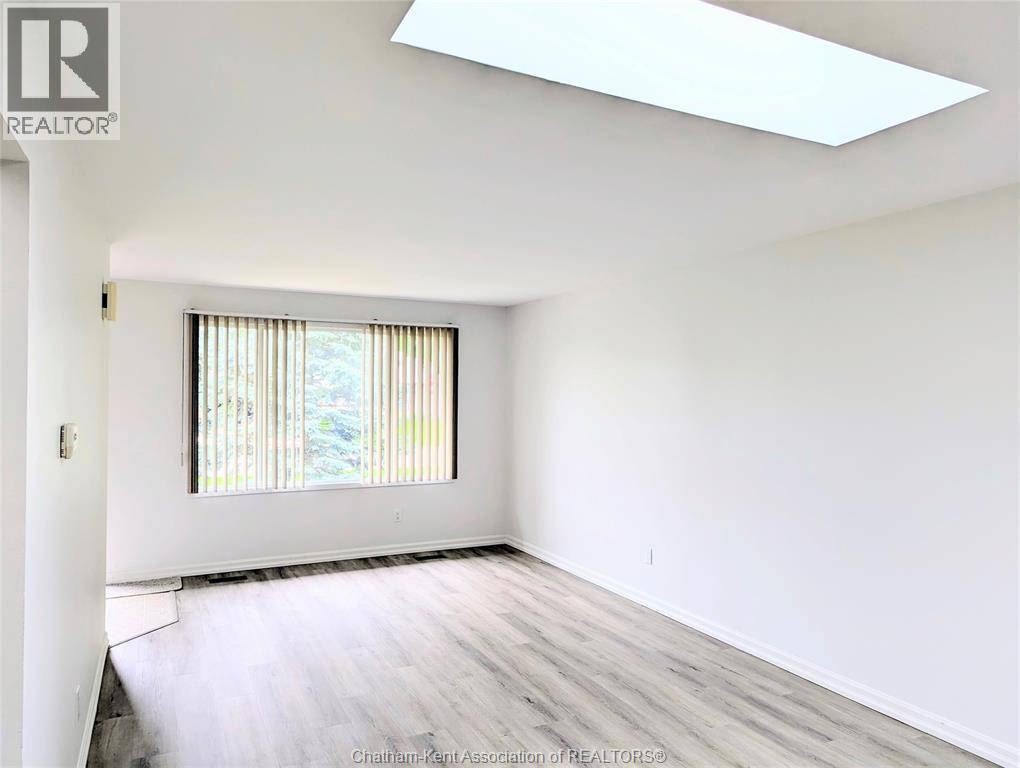 56 WILLOWDALE PLACE, Chatham, Ontario, N7L4M8 — Photo 10