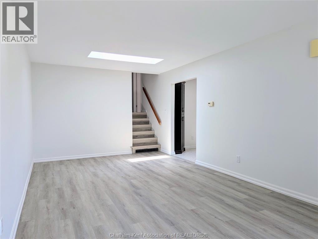 56 WILLOWDALE PLACE, Chatham, Ontario, N7L4M8 — Photo 12