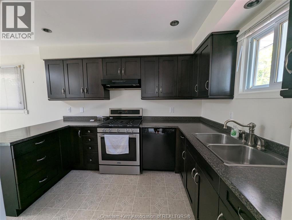 56 WILLOWDALE PLACE, Chatham, Ontario, N7L4M8 — Photo 4