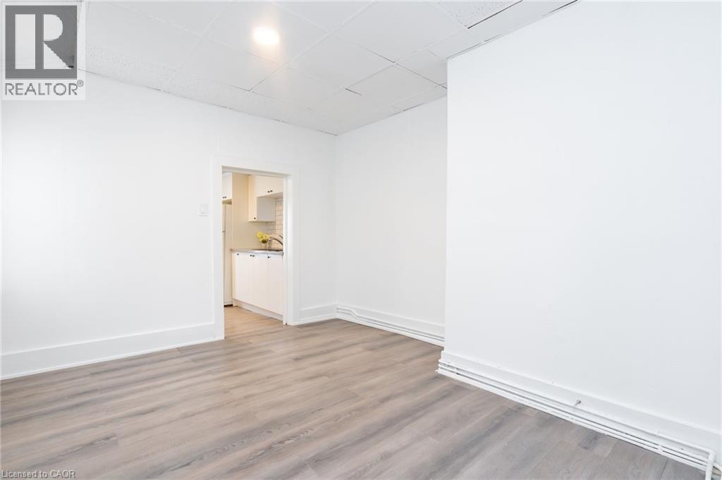 38 BRUCE Street, Oshawa, Ontario, L1H1P7 — Photo 3