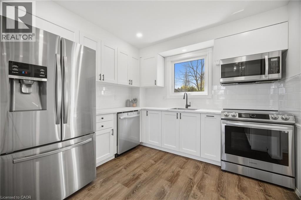 2395 ARNOLD Crescent, Burlington, Ontario, L7P4J2 — Photo 13