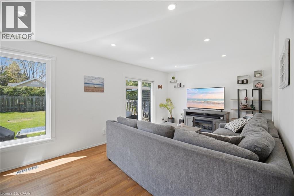 2395 ARNOLD Crescent, Burlington, Ontario, L7P4J2 — Photo 19