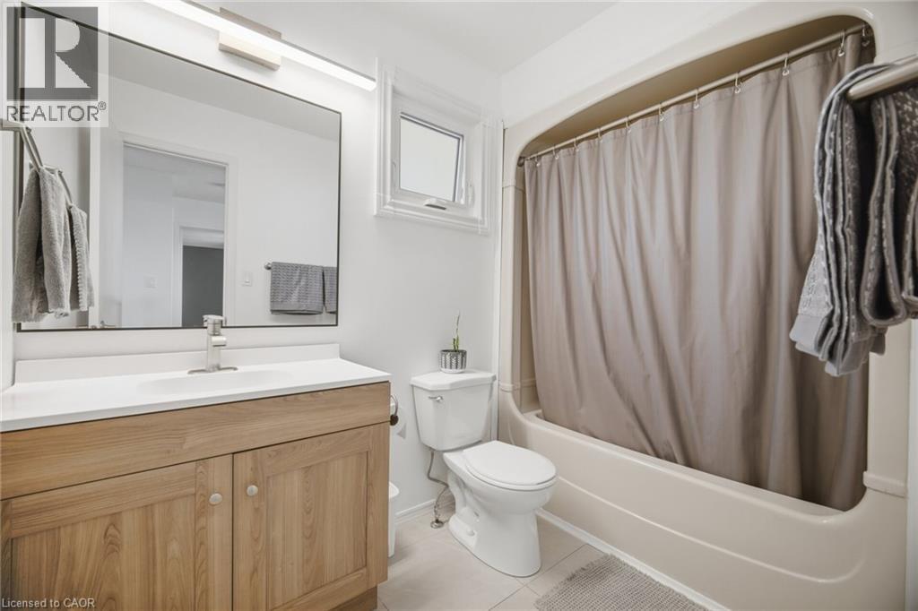 2395 ARNOLD Crescent, Burlington, Ontario, L7P4J2 — Photo 35