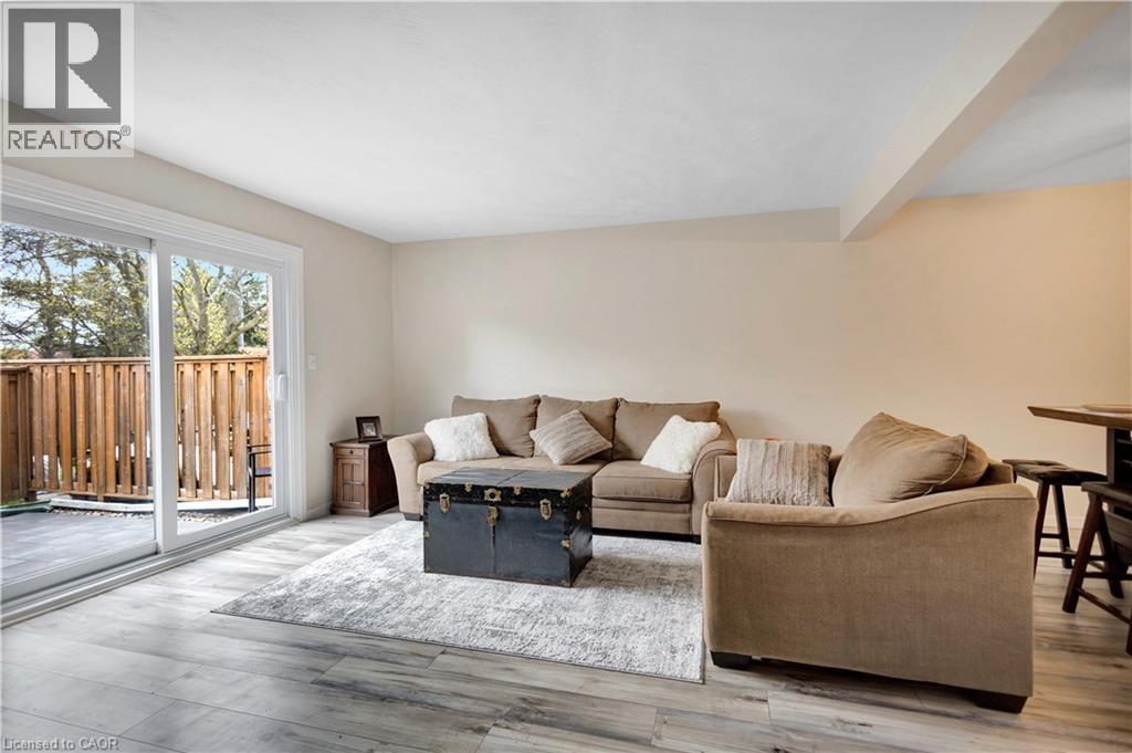 32 MONTCLAIR Crescent, Simcoe, Ontario, N3Y4R9 — Photo 11