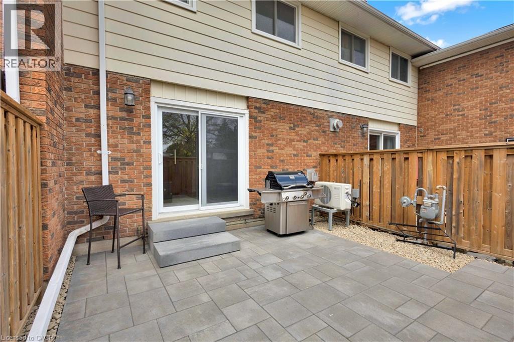 32 MONTCLAIR Crescent, Simcoe, Ontario, N3Y4R9 — Photo 30