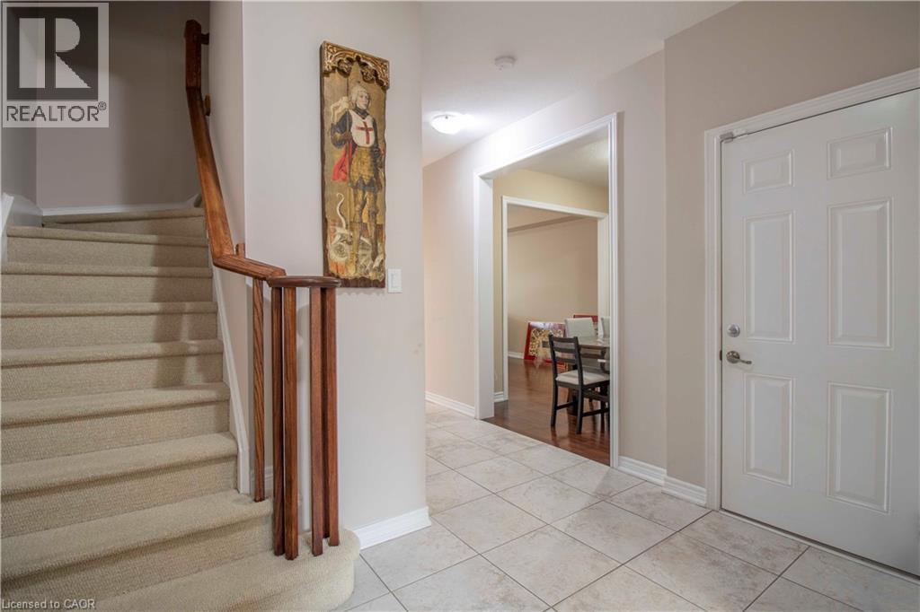 35 OAKHAVEN Place, Hamilton, Ontario, L0K0B6 — Photo 4