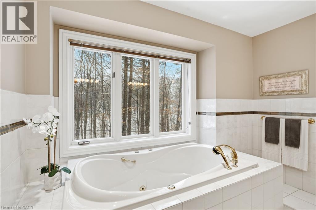 1121 FORESTVALE Drive, Burlington, Ontario, L7P4W3 — Photo 24