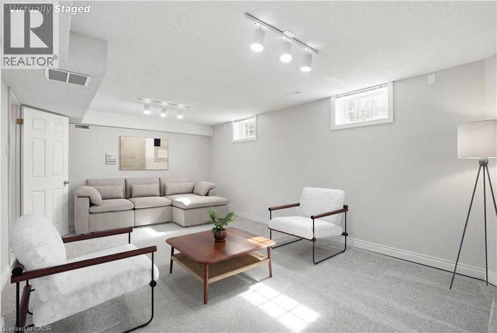 1121 FORESTVALE Drive, Burlington, Ontario, L7P4W3 — Photo 37