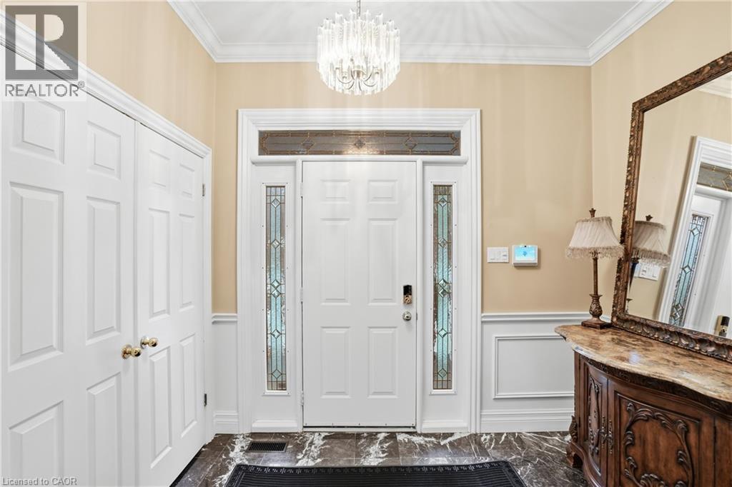 1121 FORESTVALE Drive, Burlington, Ontario, L7P4W3 — Photo 4