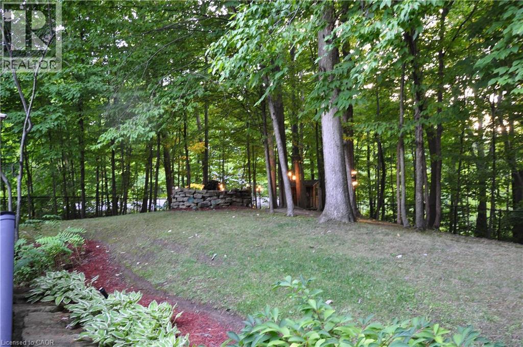 1121 FORESTVALE Drive, Burlington, Ontario, L7P4W3 — Photo 46