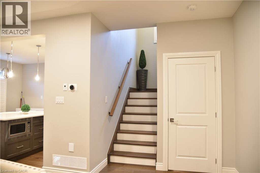 1930 JIM HEBB Way, London, Ontario, N6H5K3 — Photo 12