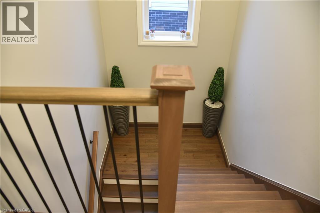 1930 JIM HEBB Way, London, Ontario, N6H5K3 — Photo 14
