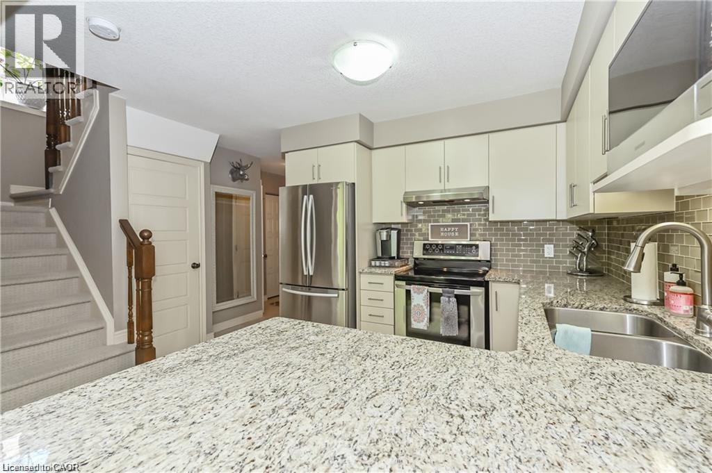300 FALLOWFIELD Drive Unit# 12, Kitchener, Ontario, N2C2T8 — Photo 8