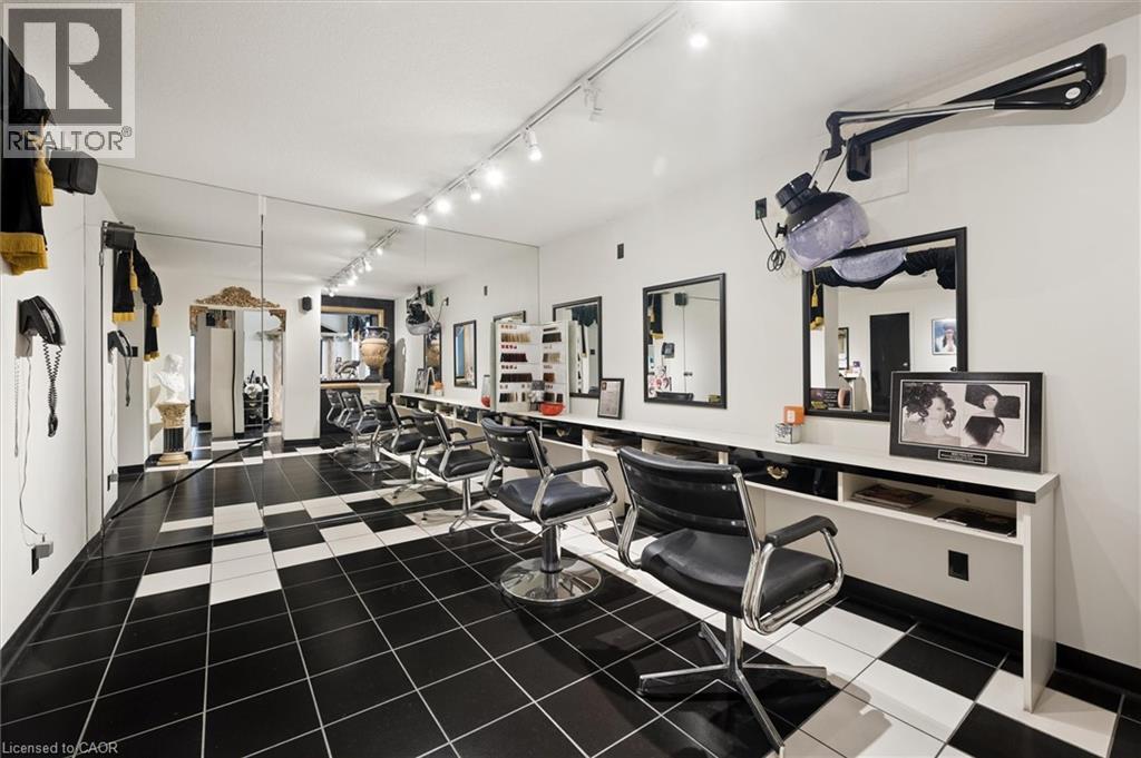 64 FRANCIS Street N, Kitchener, Ontario, N2H5B5 — Photo 10
