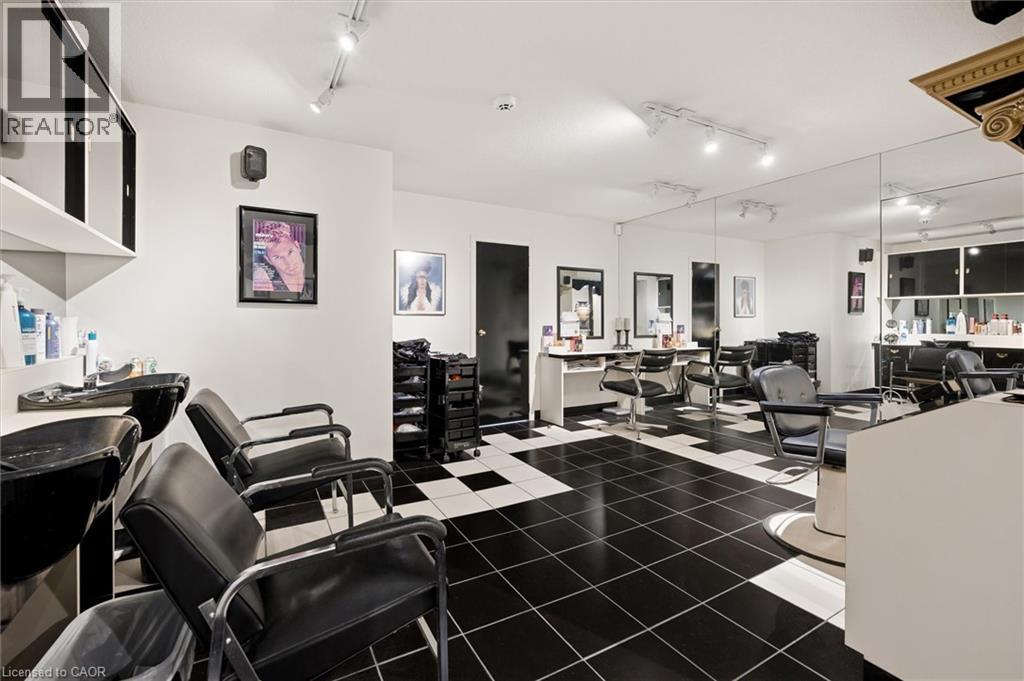 64 FRANCIS Street N, Kitchener, Ontario, N2H5B5 — Photo 11
