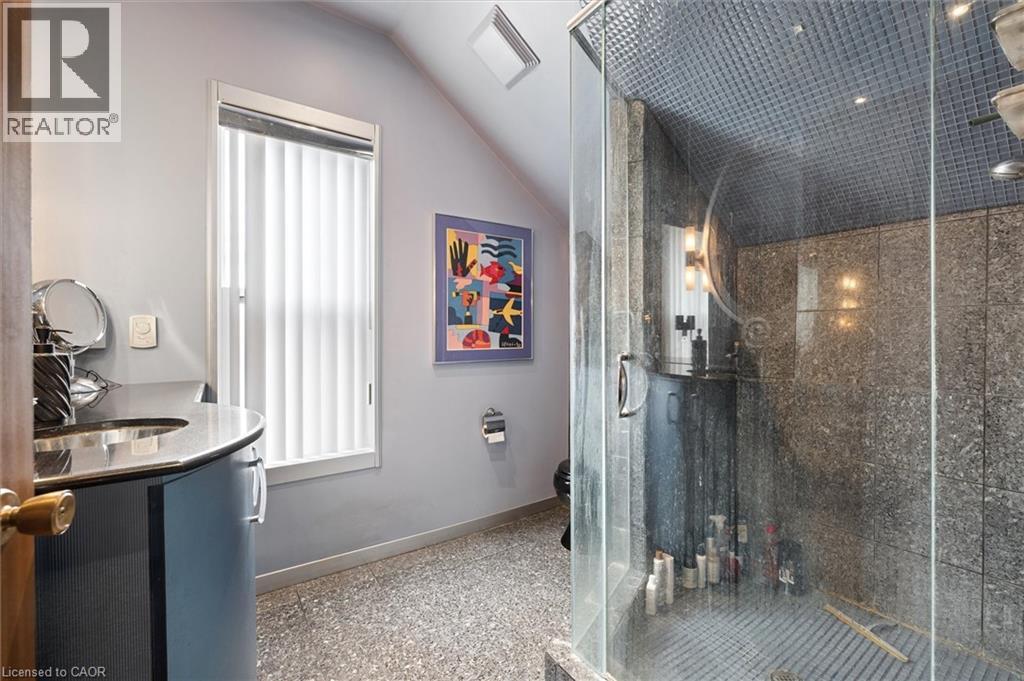 64 FRANCIS Street N, Kitchener, Ontario, N2H5B5 — Photo 26