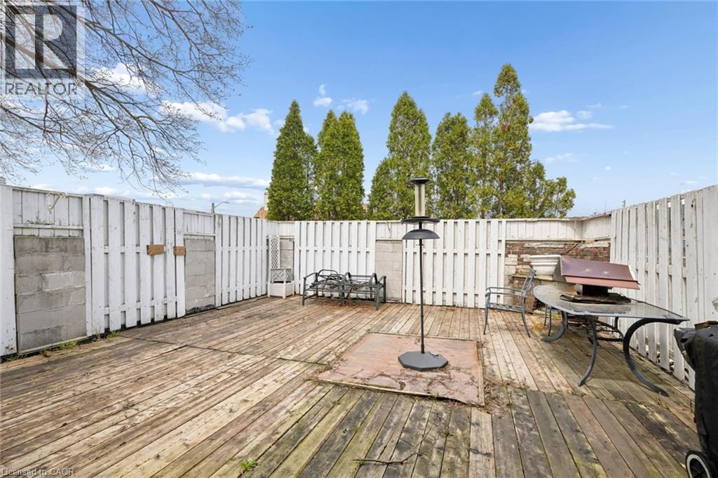 64 FRANCIS Street N, Kitchener, Ontario, N2H5B5 — Photo 30