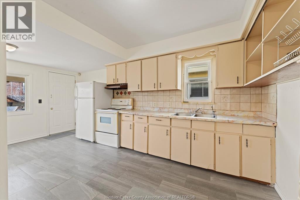1031 LOUIS AVE, Windsor, Ontario, N9A1Y1 — Photo 11