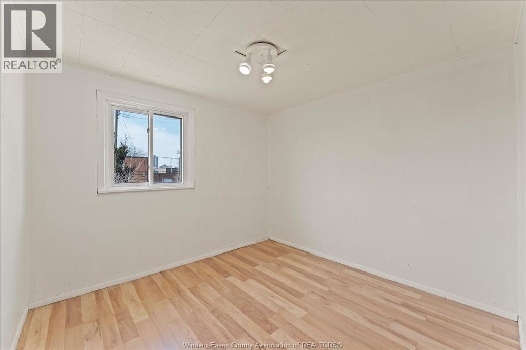 1031 LOUIS AVE, Windsor, Ontario, N9A1Y1 — Photo 17