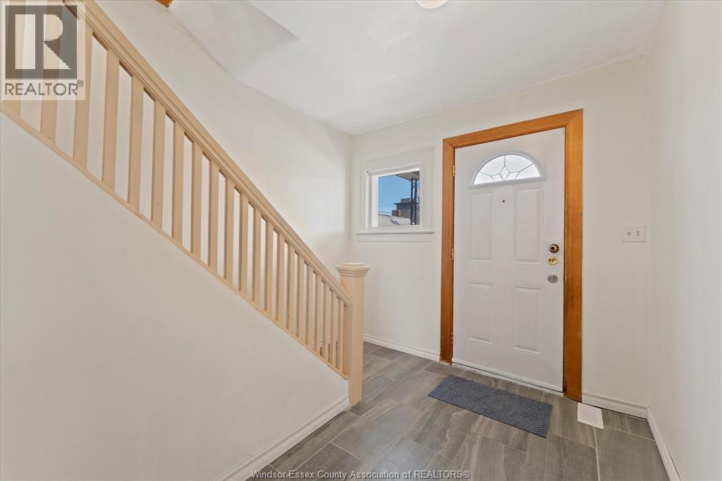 1031 LOUIS AVE, Windsor, Ontario, N9A1Y1 — Photo 5