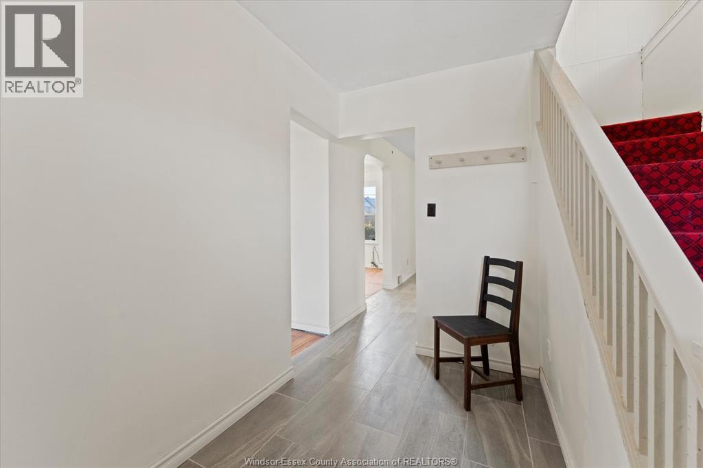 1031 LOUIS AVE, Windsor, Ontario, N9A1Y1 — Photo 6