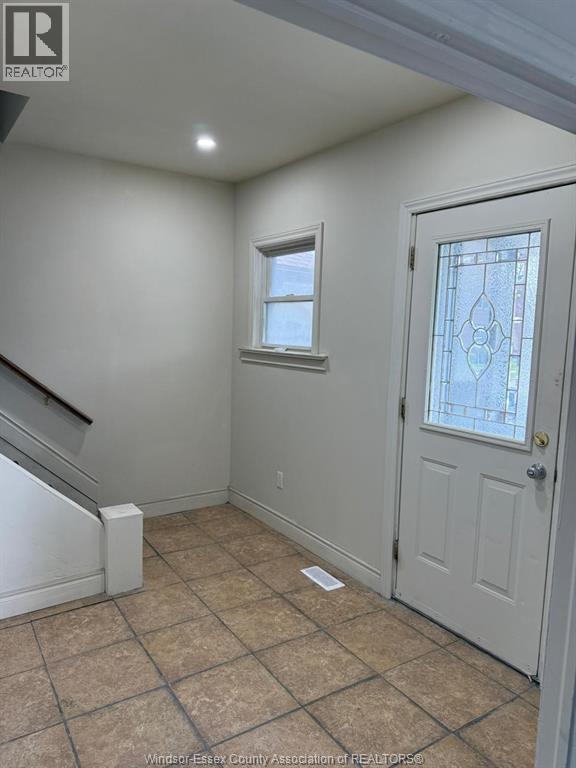 1430 DOUGALL AVENUE, Windsor, Ontario, N8X1R8 — Photo 2