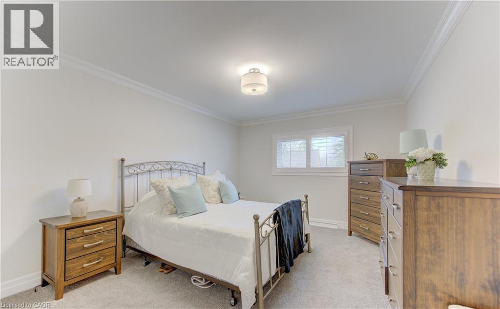 196 LOURDES Street, Waterloo, Ontario, N2L1N7 — Photo 16