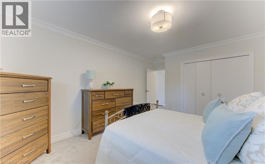 196 LOURDES Street, Waterloo, Ontario, N2L1N7 — Photo 17