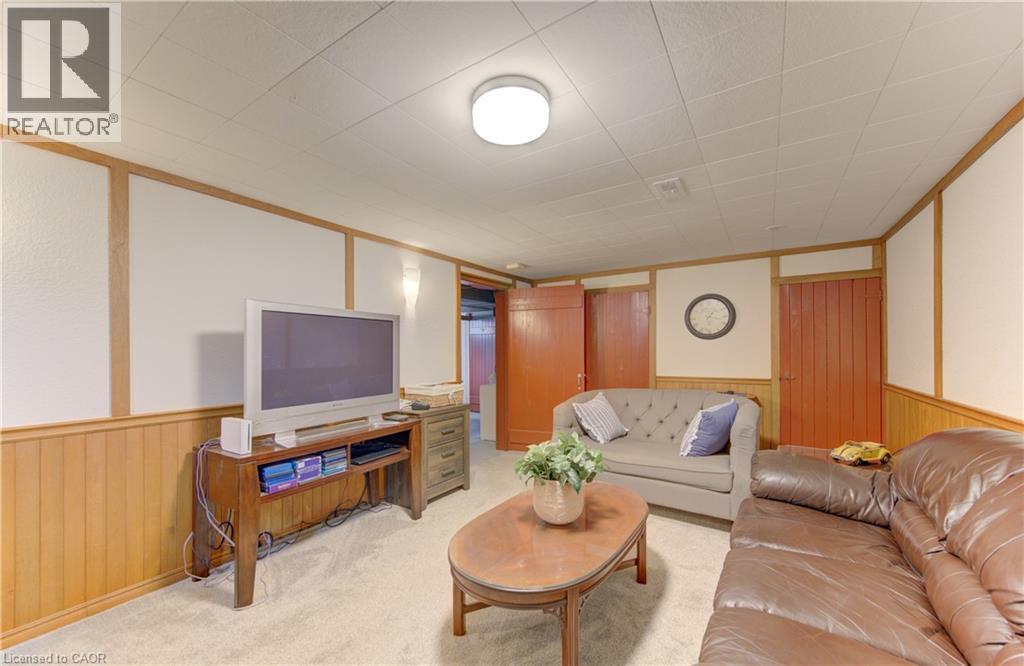 196 LOURDES Street, Waterloo, Ontario, N2L1N7 — Photo 23