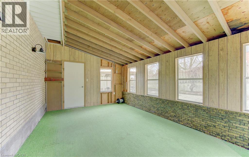 196 LOURDES Street, Waterloo, Ontario, N2L1N7 — Photo 31