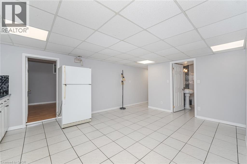 21 BEVERLEY Street Unit# (LOWER), Waterloo, Ontario, N2L2H5 — Photo 15