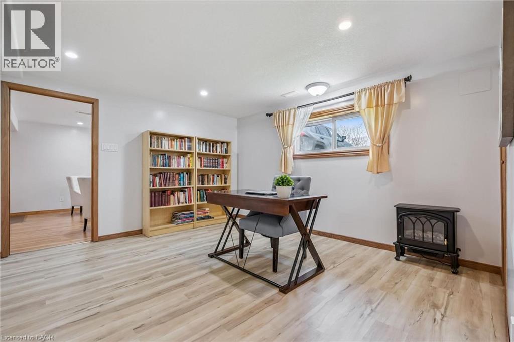 2 HAMILTON Drive, Guelph/Eramosa, Ontario, N1H6J2 — Photo 14