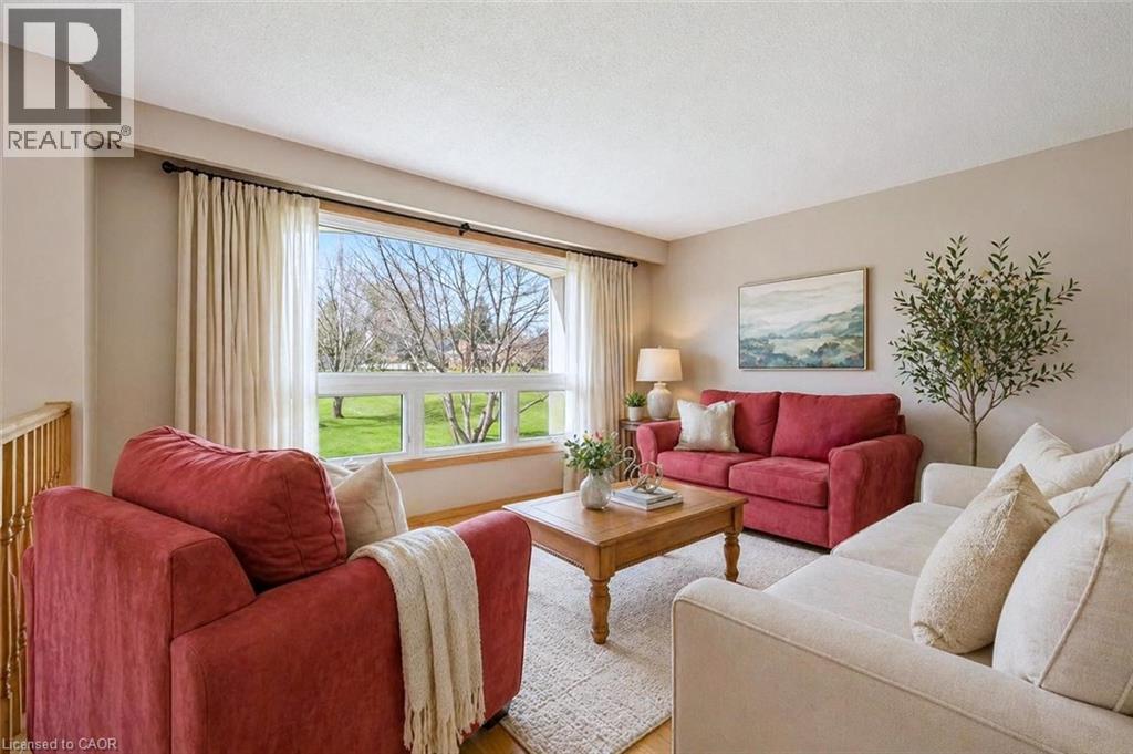 2 HAMILTON Drive, Guelph/Eramosa, Ontario, N1H6J2 — Photo 4