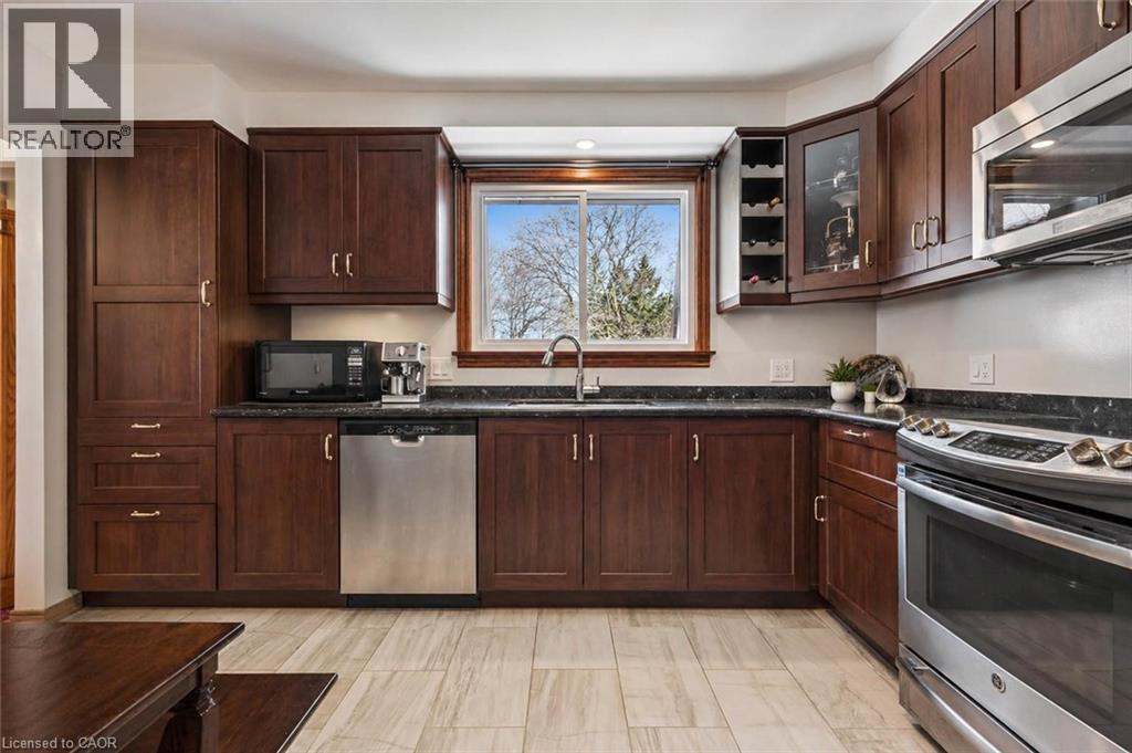2 HAMILTON Drive, Guelph/Eramosa, Ontario, N1H6J2 — Photo 8