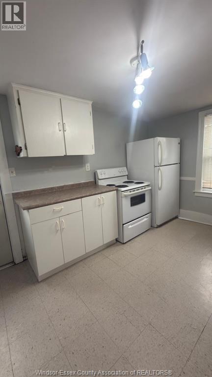 843 ELLROSE Unit# #Upper, Windsor, Ontario, N8Y3W6 — Photo 7