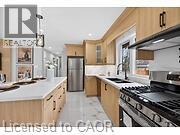 170 FERNWOOD Crescent, Hamilton, Ontario, L8T3L4 — Photo 8