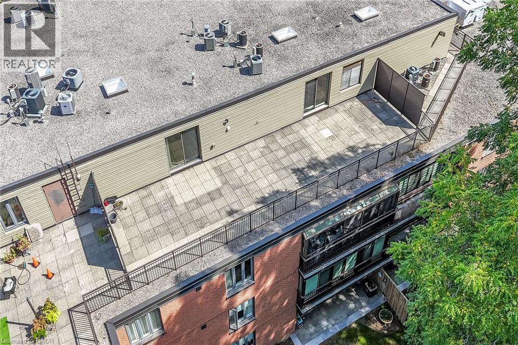 150 WILSON Street W Unit# PH1, Ancaster, Ontario, L9G4E7 — Photo 33