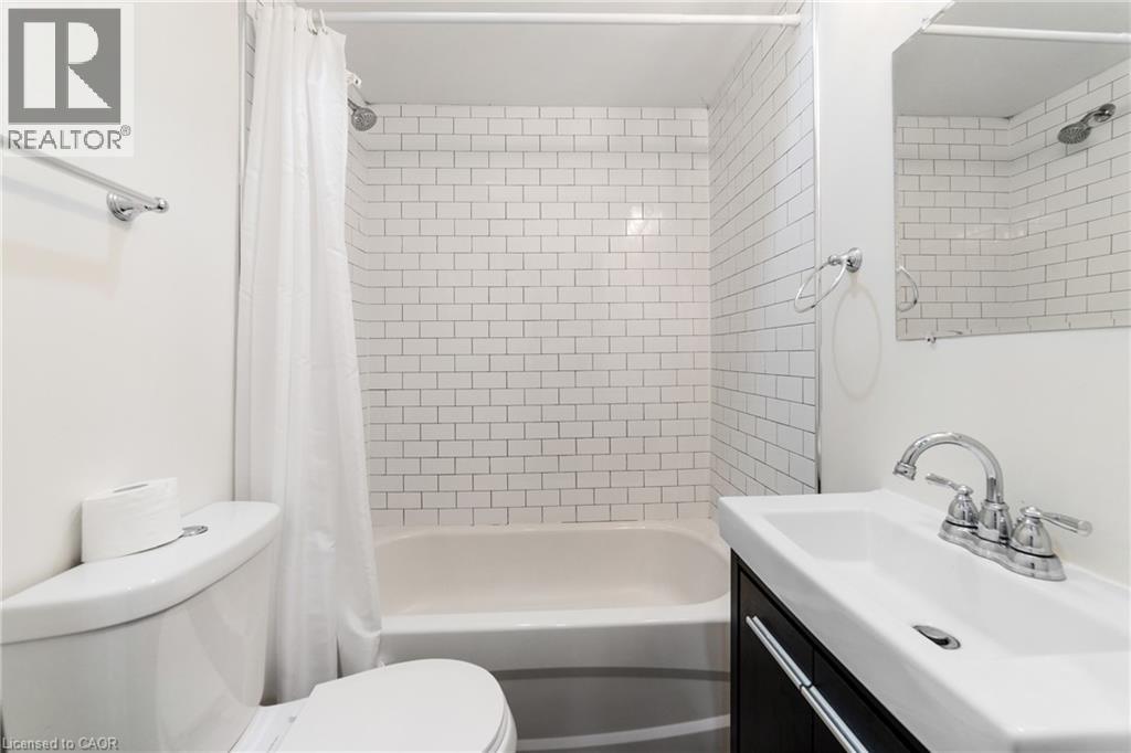 27 MELROSE Avenue S, Hamilton, Ontario, L8M2Y4 — Photo 11