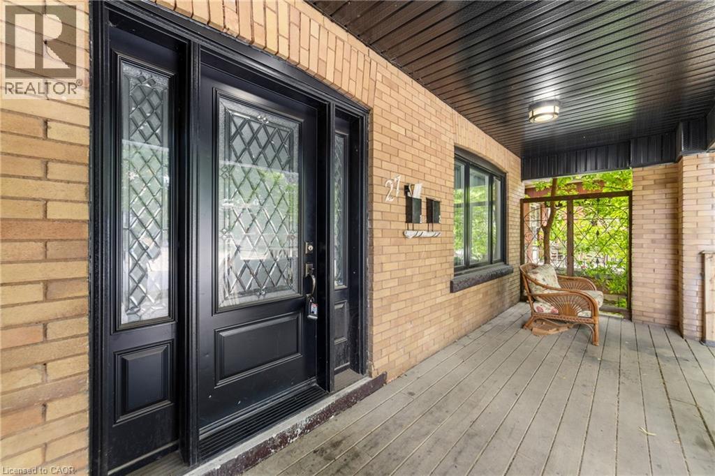 27 MELROSE Avenue S, Hamilton, Ontario, L8M2Y4 — Photo 3