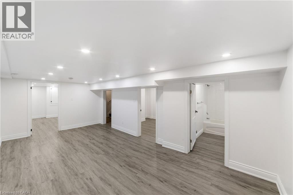 27 MELROSE Avenue S, Hamilton, Ontario, L8M2Y4 — Photo 13